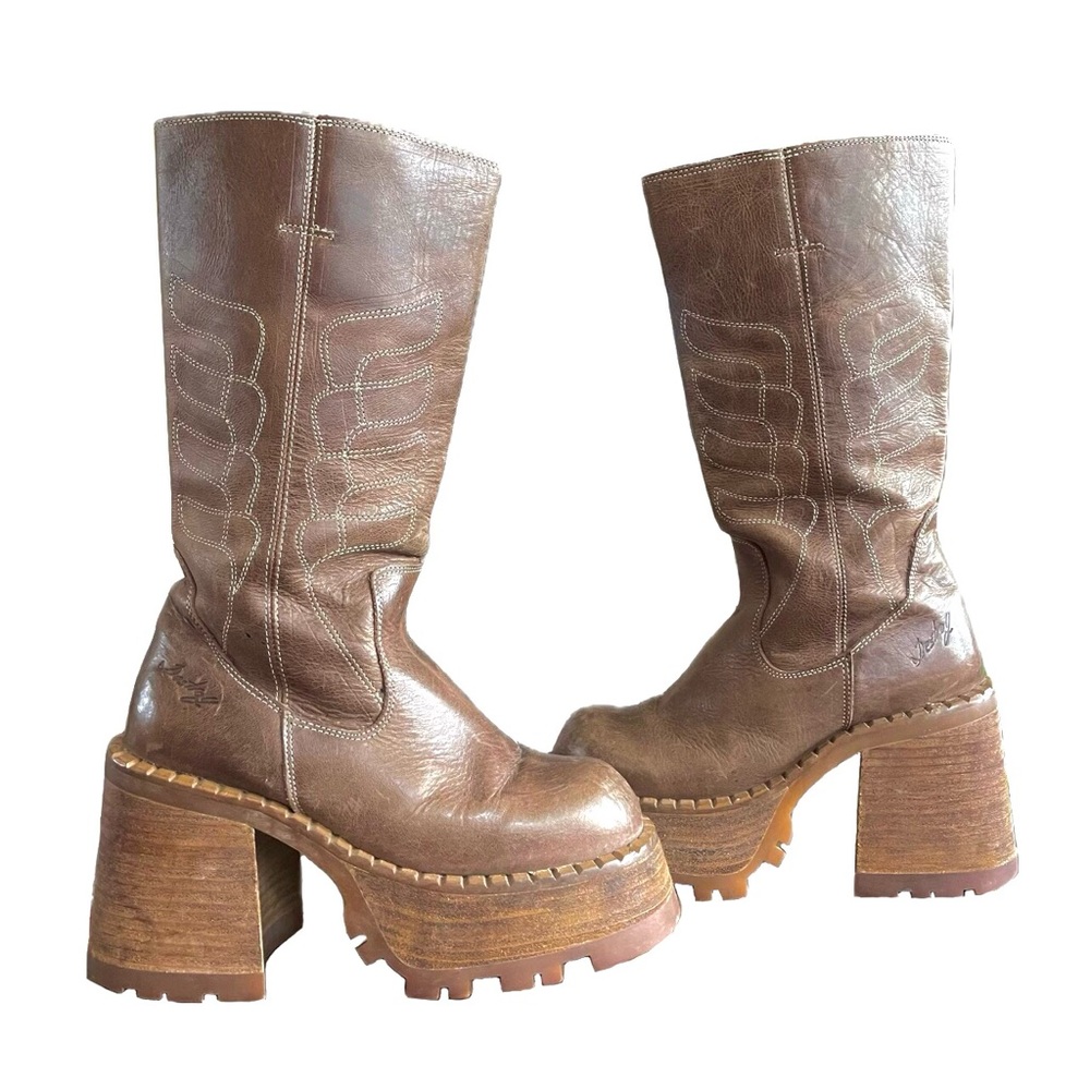 Vintage 90s platform cowboy boots Destroy